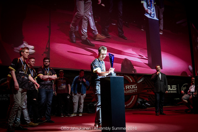 OttoJahnukainen_ASMS2016-38.jpg by Torstai